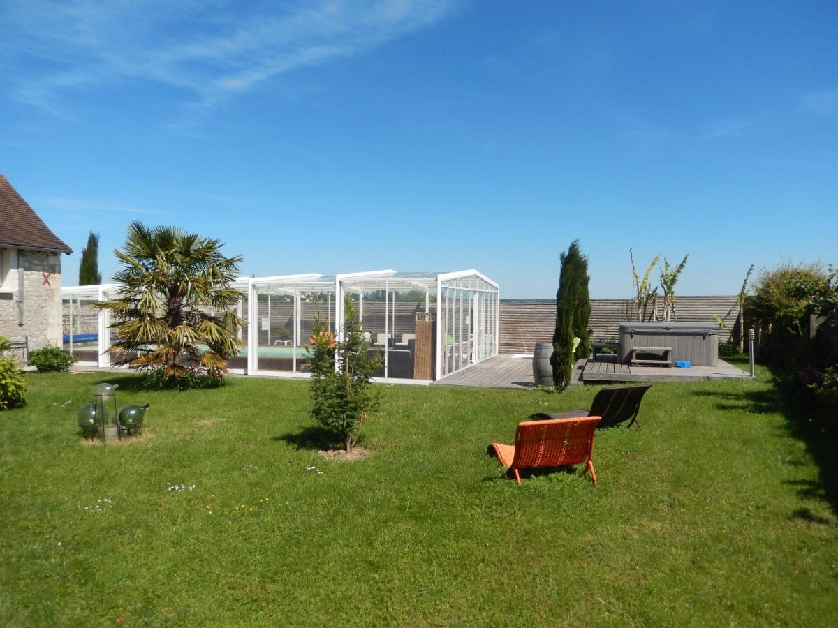 Bed and Breakfast Les Quatre Saisons Antogny-le-Tillac Exterior foto