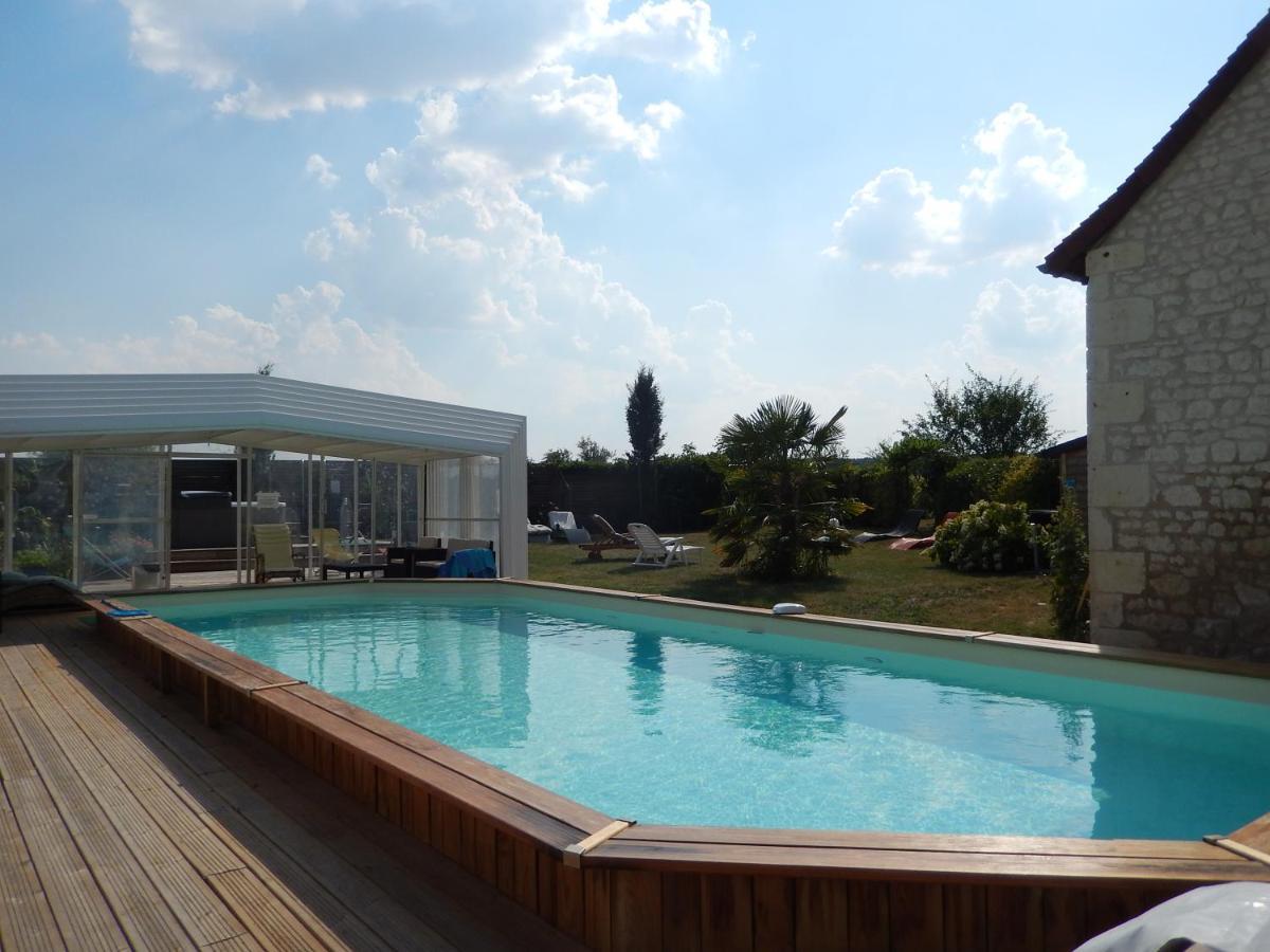 Bed and Breakfast Les Quatre Saisons Antogny-le-Tillac Exterior foto