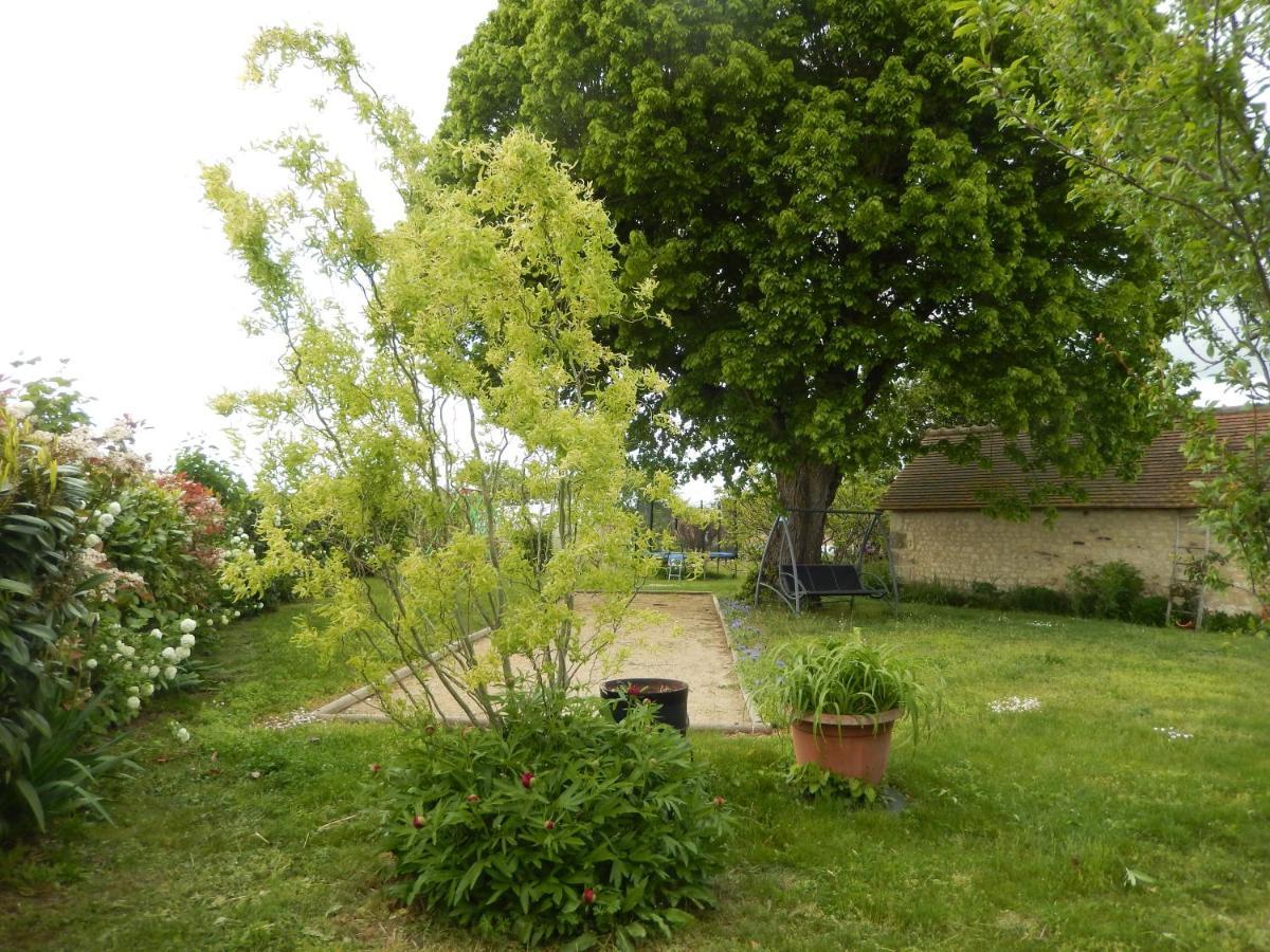 Bed and Breakfast Les Quatre Saisons Antogny-le-Tillac Exterior foto