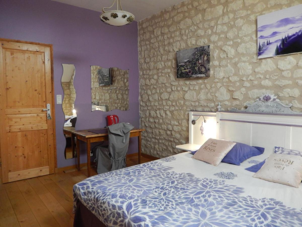 Bed and Breakfast Les Quatre Saisons Antogny-le-Tillac Exterior foto