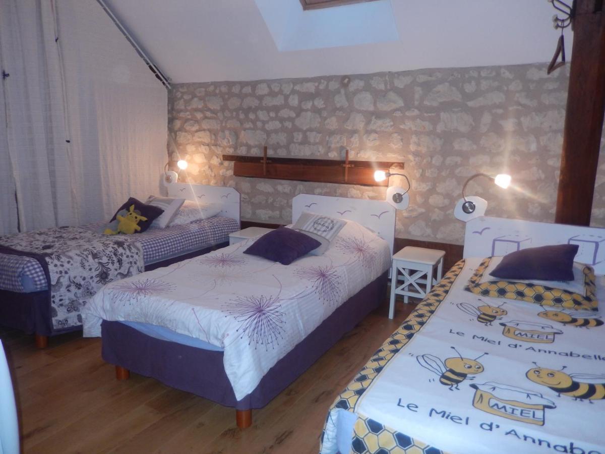 Bed and Breakfast Les Quatre Saisons Antogny-le-Tillac Exterior foto