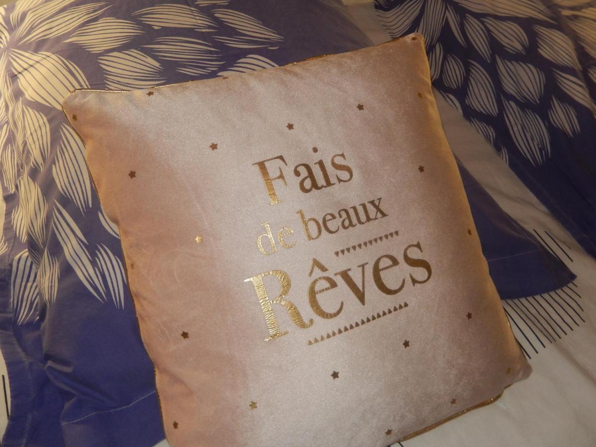 Bed and Breakfast Les Quatre Saisons Antogny-le-Tillac Exterior foto